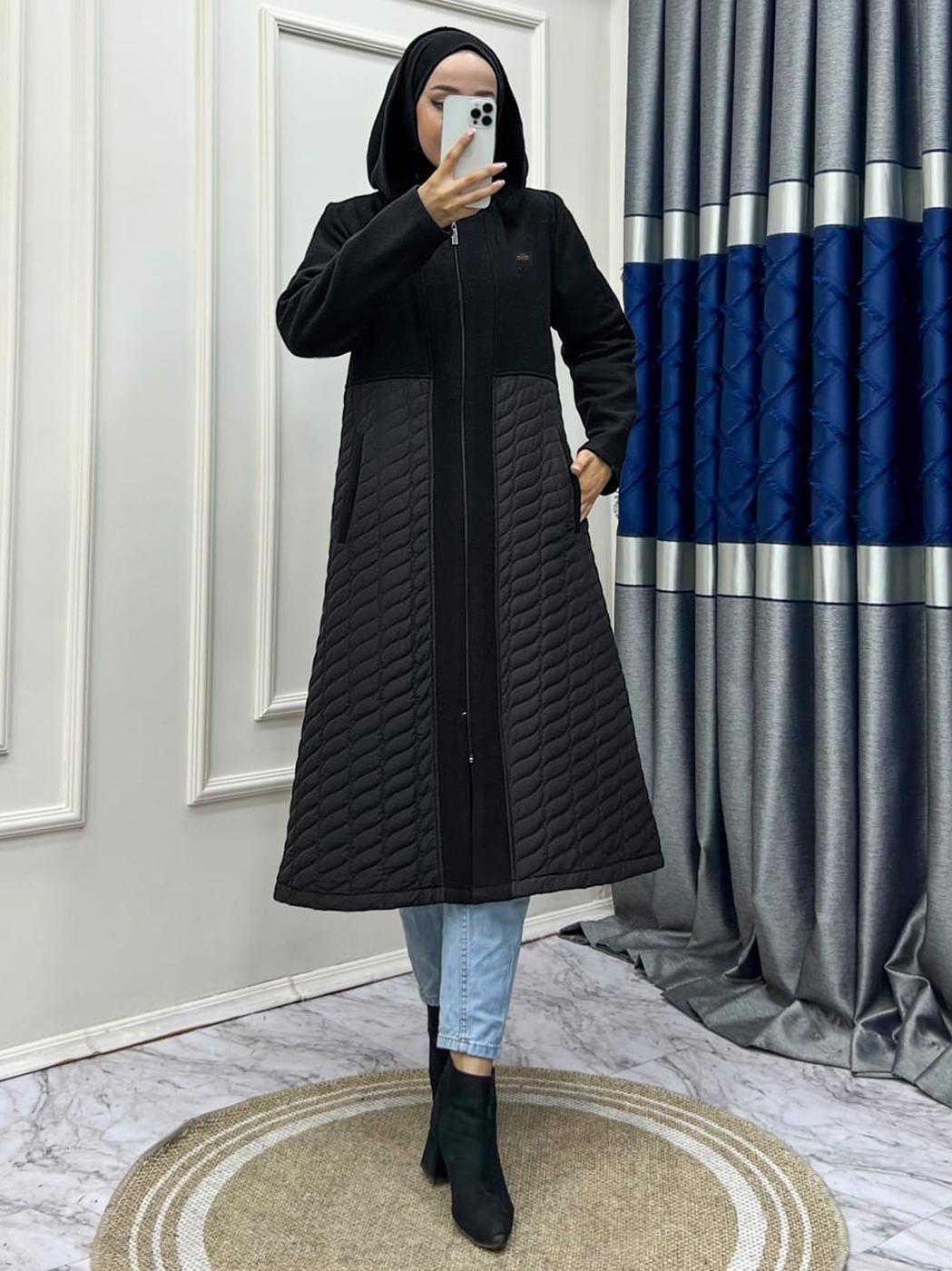 Tesettür giyim SİYAH KAPÜŞONLU CEPLİ FERMUARLI KABAN T 0628