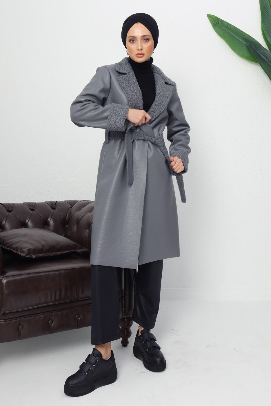 Tesettür giyim GRİ KUŞAKLI SUNİ DERİ KABAN T 1153