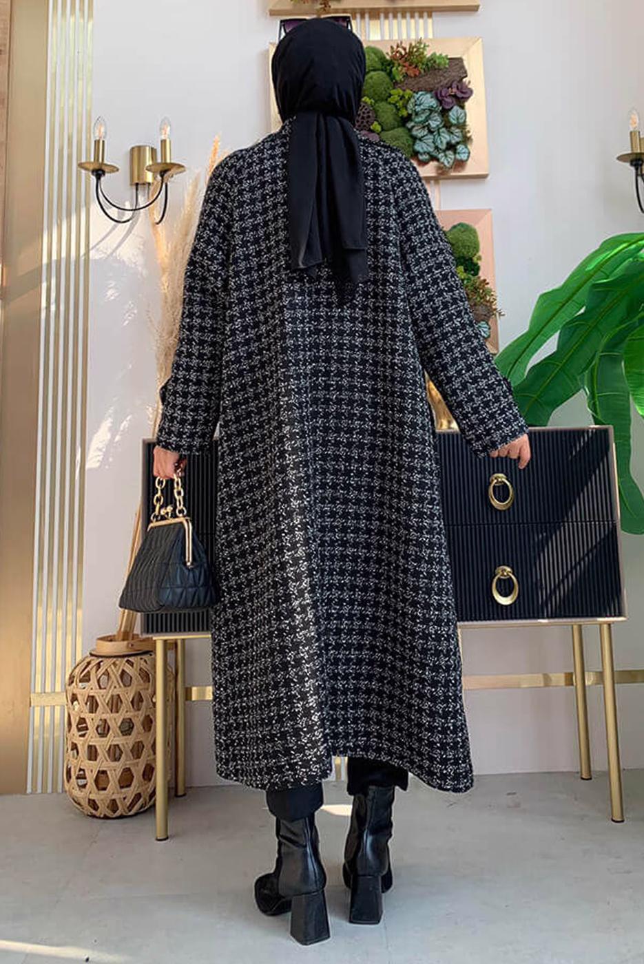 Tesettür giyim SİYAH DESENLİ CEPLİ KABAN T 1177