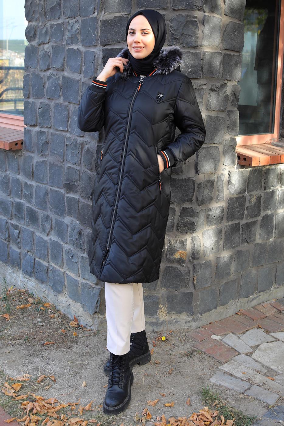 Tesettür giyim SİYAH KAPÜŞONLU KABAN T 1823-1