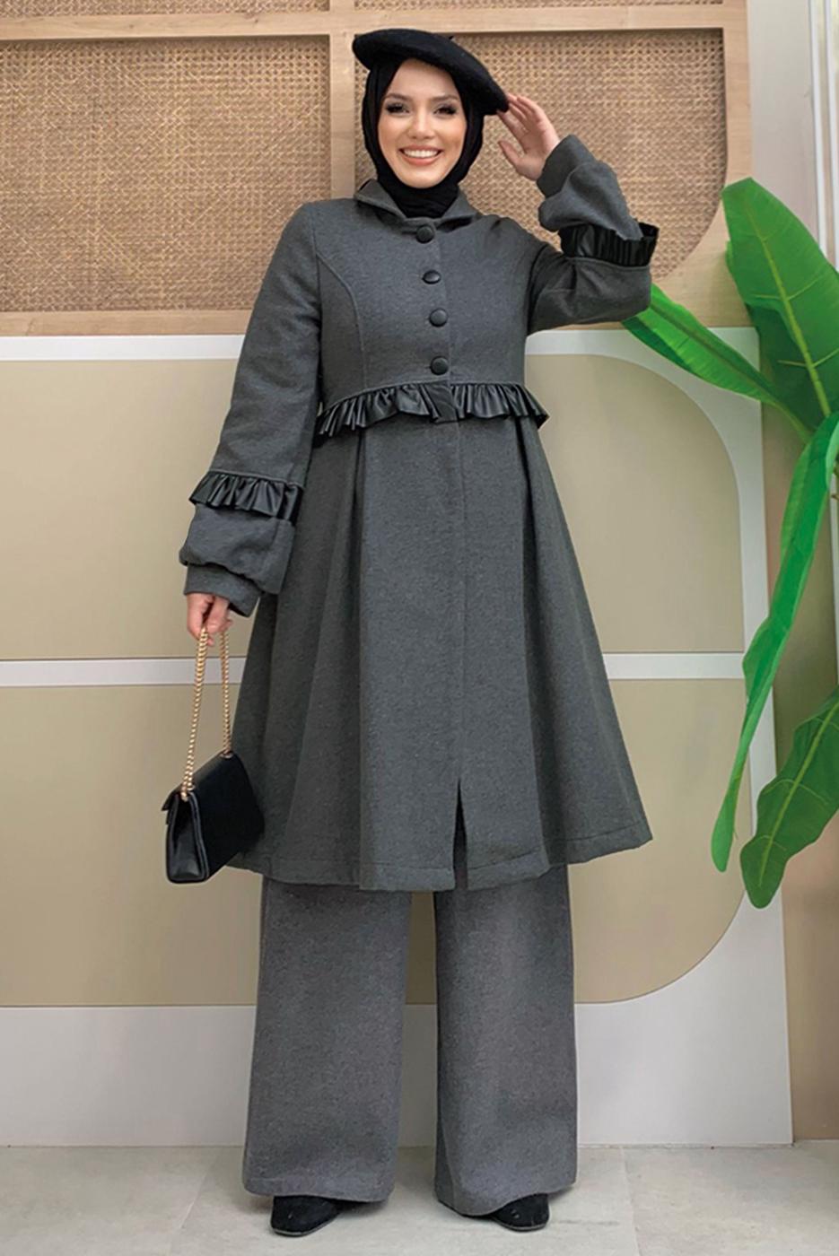 Tesettür giyim GRİ PİLİSE DETAYLI KAŞE KABAN T 5177