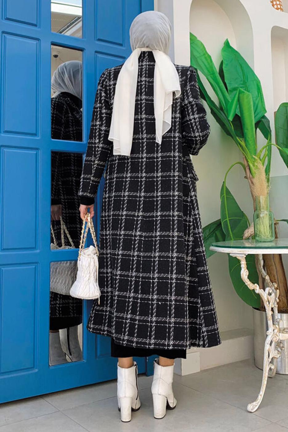 Tesettür giyim SİYAH KARE DESENLİ KAŞE KABAN T 8167