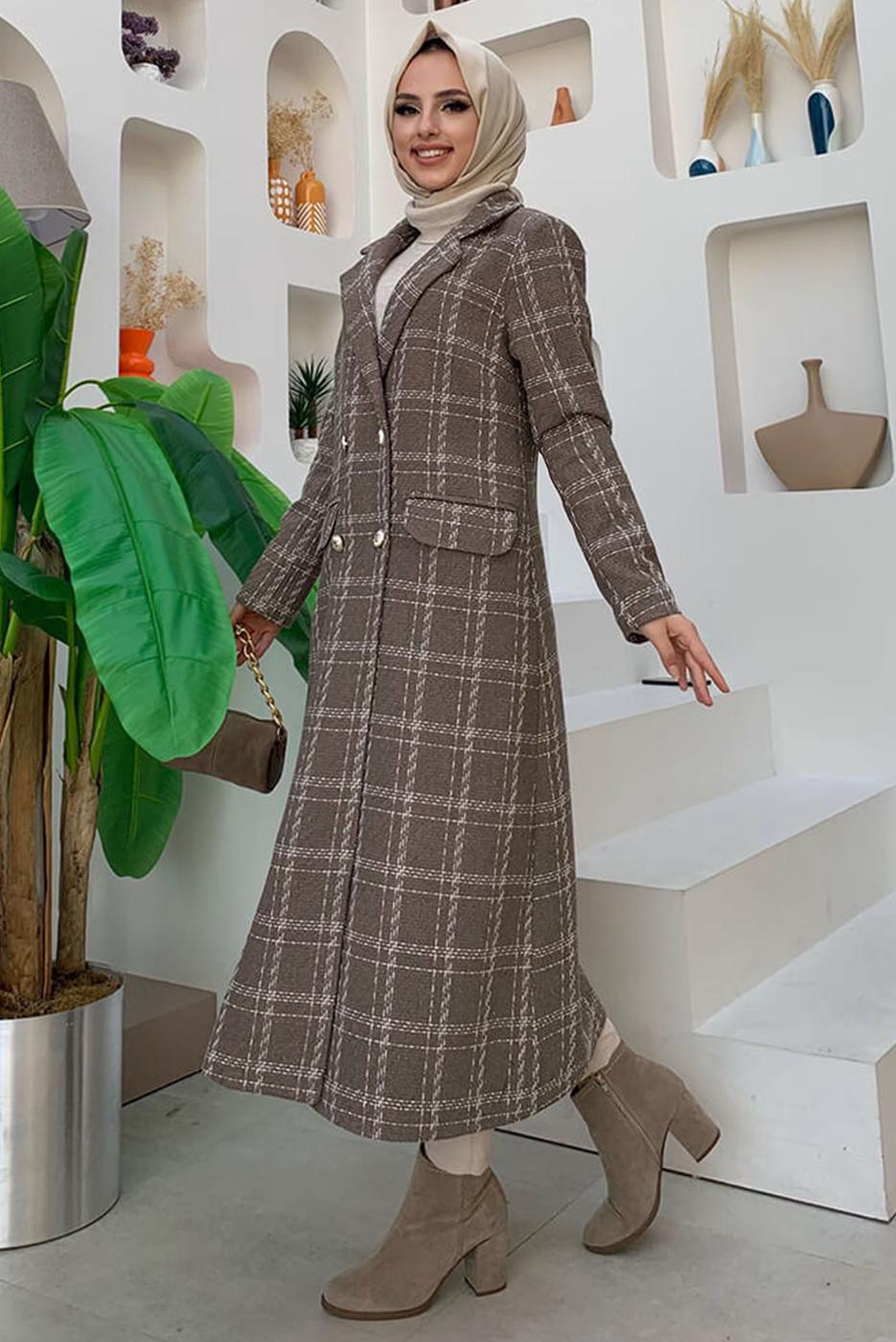 Tesettür giyim KAHVE KARE DESENLİ KAŞE KABAN T 8167