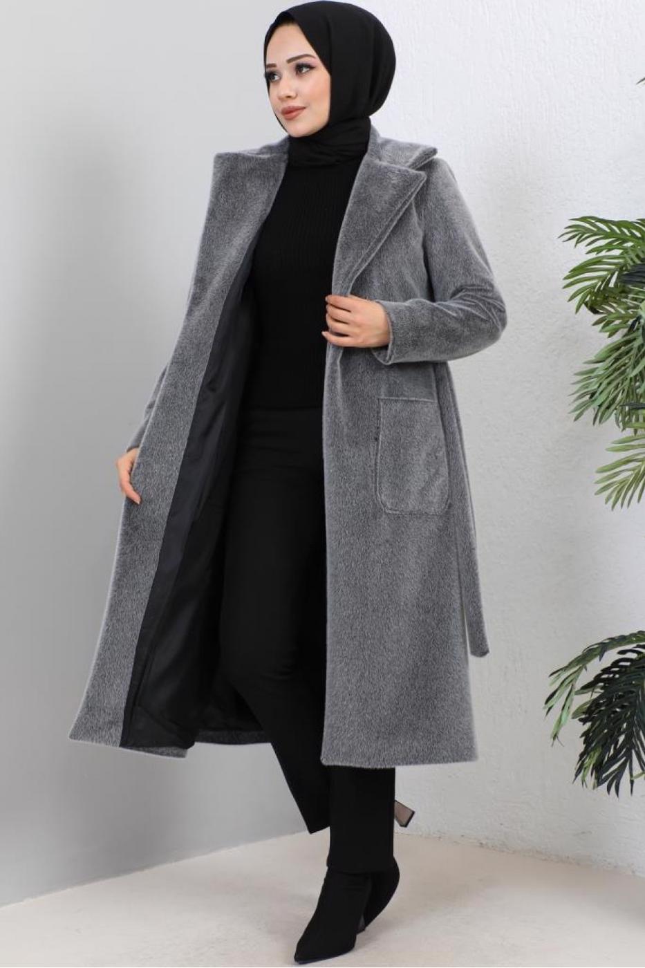 Tesettür giyim GRİ KUŞAKLI KÜRK KABAN T 9601