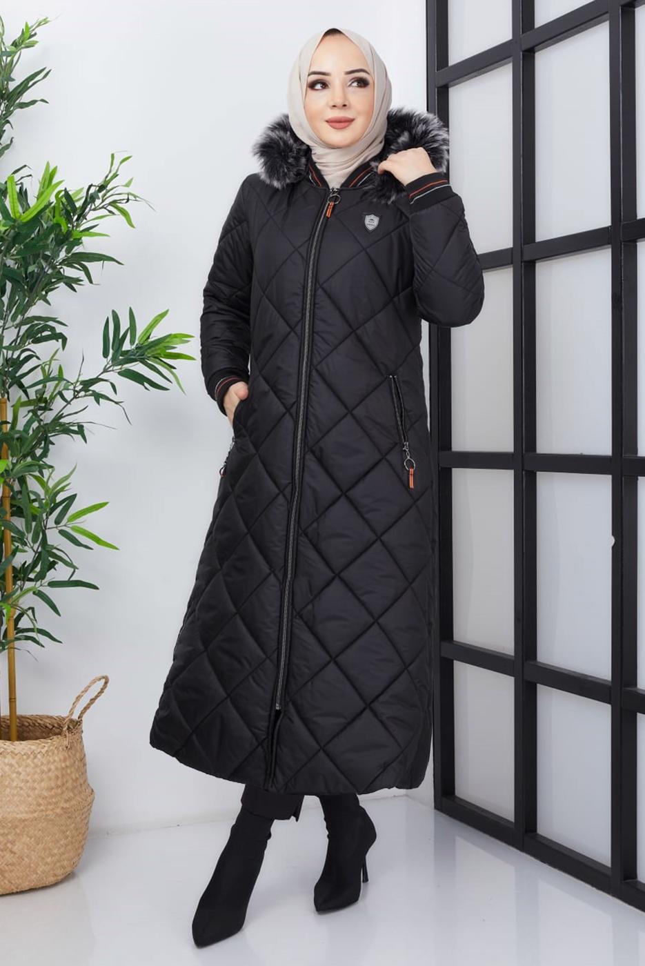 Tesettür giyim SİYAH KAPÜŞONLU FERMUARLI CEPLİ MANTO T 017