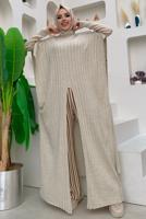 Tesettür giyim BEJ YARASA KOL BOĞAZLI YAKA TRİKO PANÇO T 04222