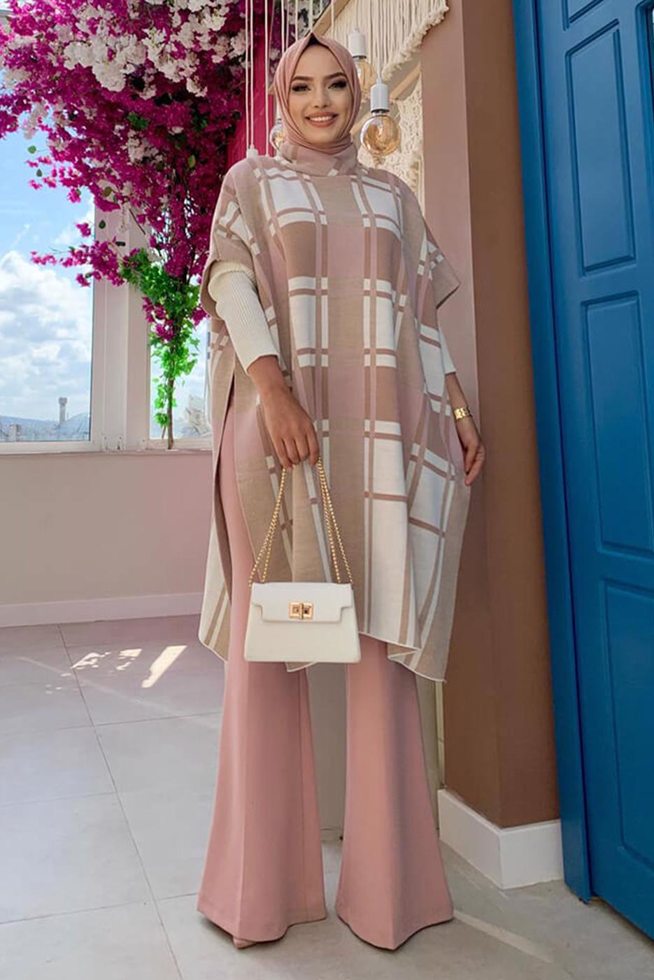 Tesettür giyim EKRU KARELİ TRİKO PANÇO T 20222