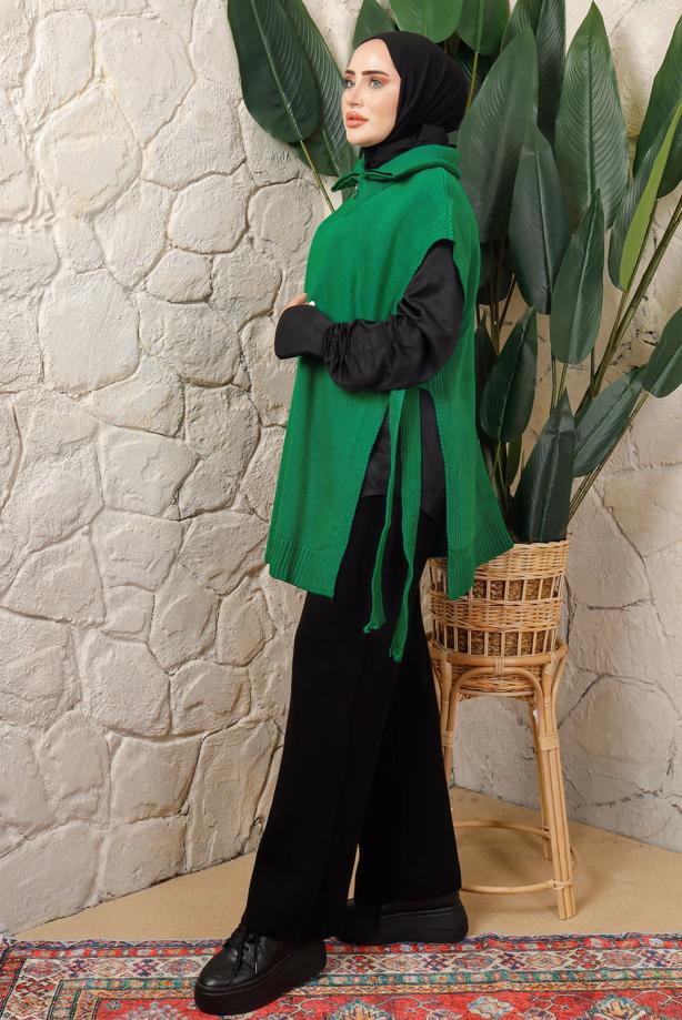 Tesettür giyim YEŞİL FERMUAR DETAYLI KOLSUZ TRİKO PANÇO T 6208 - TRENDTESETTÜR