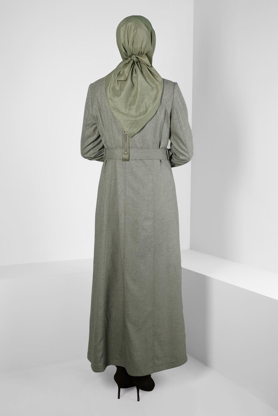 Tesettür giyim HAKİ ALVİNA KEMERLİ PARDESÜ T 10825