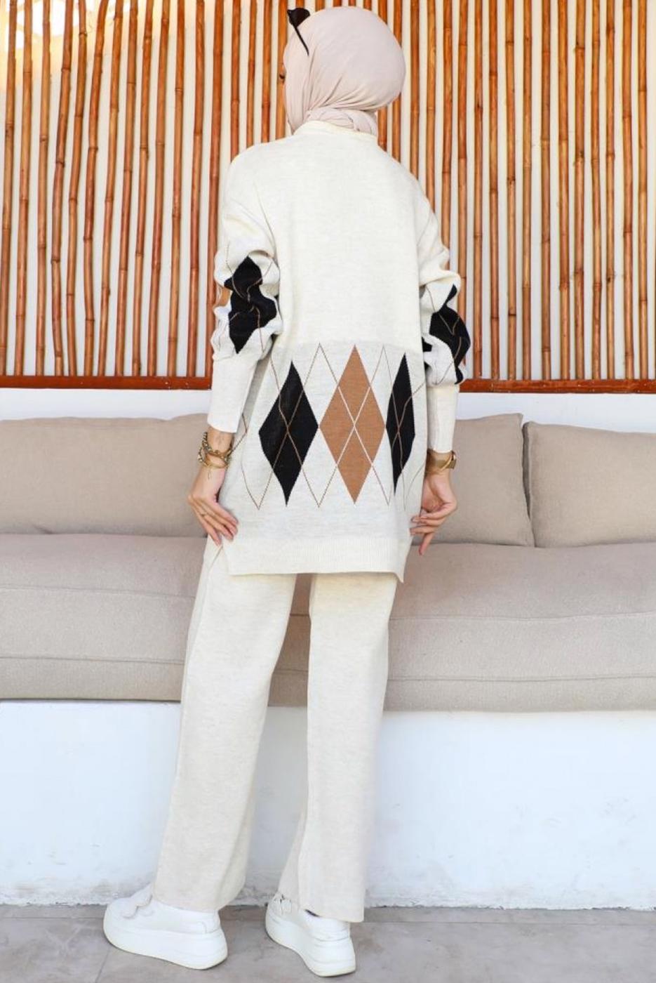 Tesettür giyim BEJ PANTOLONLU TRİKO TAKIM T 00032