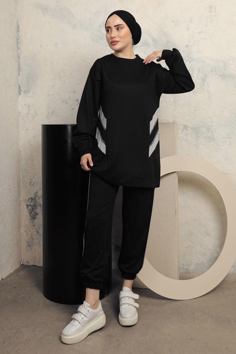 Tesettür giyim SİYAH ŞERİT DETAYLI PANTOLONLU EŞOFMAN TAKIM T 1043