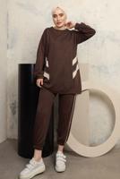 Tesettür giyim KAHVE ŞERİT DETAYLI PANTOLONLU EŞOFMAN TAKIM T 1043