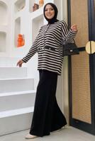 Tesettür giyim SİYAH ÇİZGİLİ PANTOLONLU TAKIM T 12332