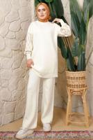 Tesettür giyim EKRU KOLU BONCUK DETAYLI PANTOLONLU TRİKO TAKIM T 1408