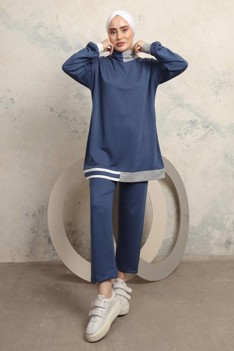 Tesettür giyim LACİVERT ÜÇ RENKLİ BOĞAZLI PANTOLONLU EŞOFMAN TAKIM T 2043