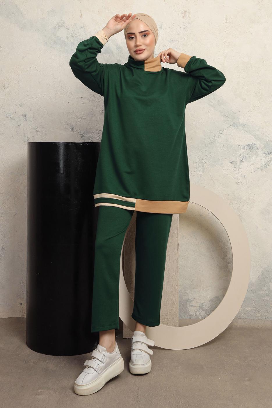 Tesettür giyim YEŞİL ÜÇ RENKLİ BOĞAZLI PANTOLONLU EŞOFMAN TAKIM T 2043