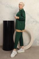 Tesettür giyim YEŞİL ÜÇ RENKLİ BOĞAZLI PANTOLONLU EŞOFMAN TAKIM T 2043