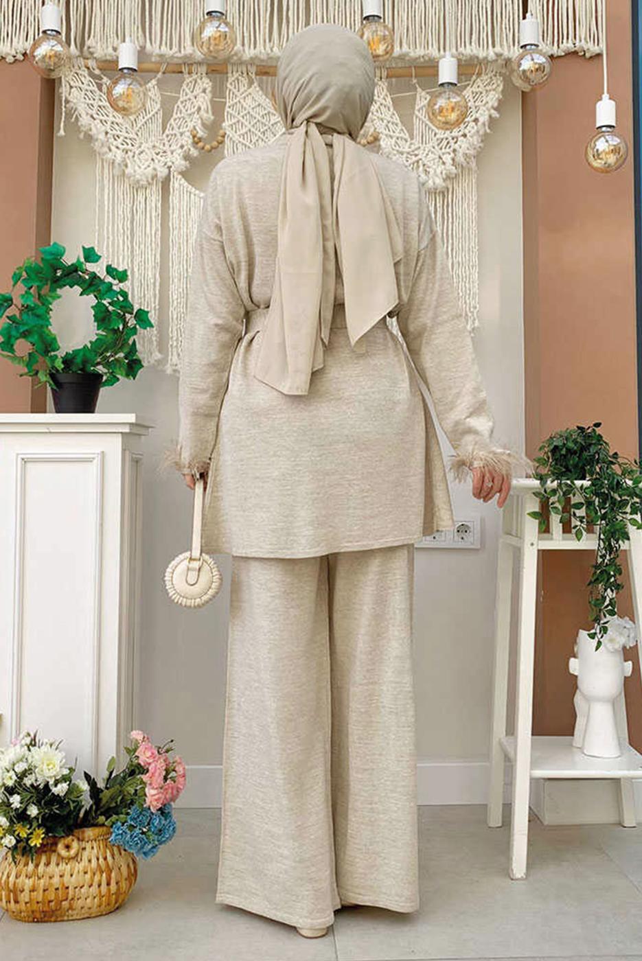 Tesettür giyim BEJ KUŞAKLI PANTOLONLU TAKIM T 20432