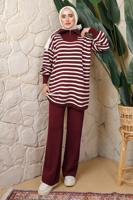 Vêtements hijab ROUGE BORDEAUX COSTUME PANTALON EN MAILLE ZIPPÉE À RAYURES T 2208