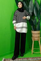 Tesettür giyim SİYAH FERMUAR DETAYLI ÇİZGİLİ PANTOLONLU TRİKO TAKIM T 3208