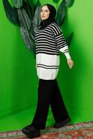 Tesettür giyim SİYAH FERMUAR DETAYLI ÇİZGİLİ PANTOLONLU TRİKO TAKIM T 3208