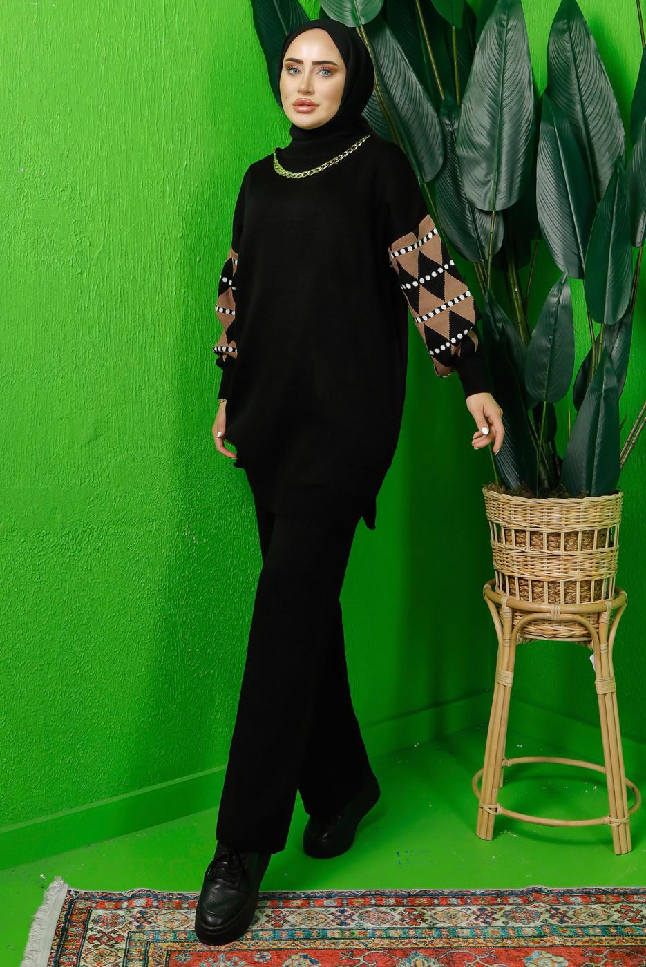 Tesettür giyim SİYAH KOLU DESENLİ ZİNCİR DETAYLI PANTOLONLU TRİKO TAKIM T 3408