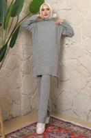 Tesettür giyim GRİ DÜĞME DETAYLI PANTOLONLU TRİKO TAKIM T 3508