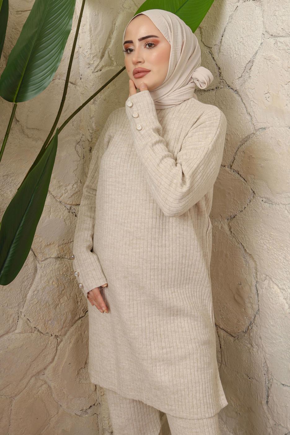 Tesettür giyim BEJ DÜĞME DETAYLI PANTOLONLU TRİKO TAKIM T 3508