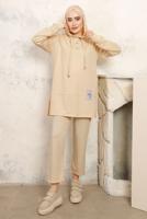 Tesettür giyim BEJ KAPÜŞONLU PANTOLONLU TAKIM T 3843