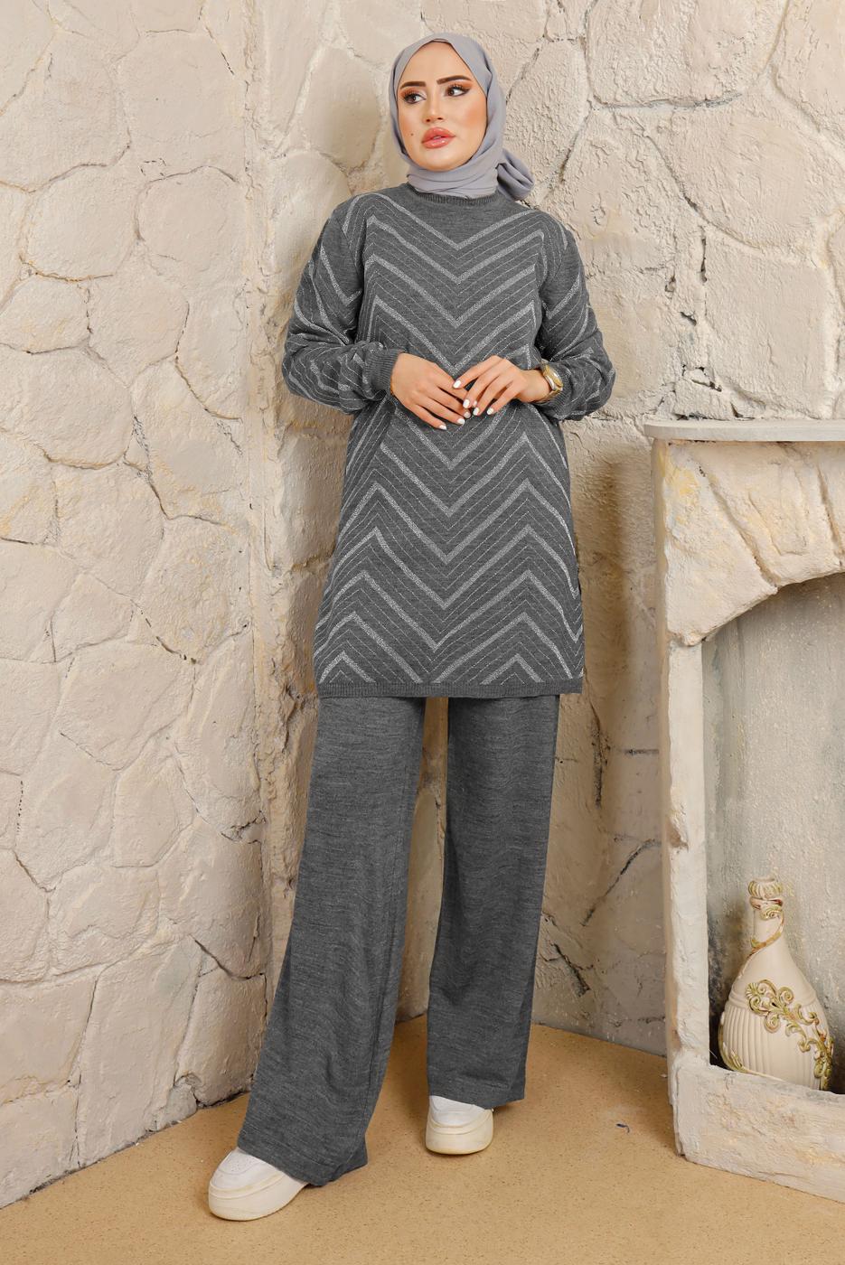 Tesettür giyim GRİ ZİKZAK DESENLİ PANTOLONLU TRİKO TAKIM T 4008
