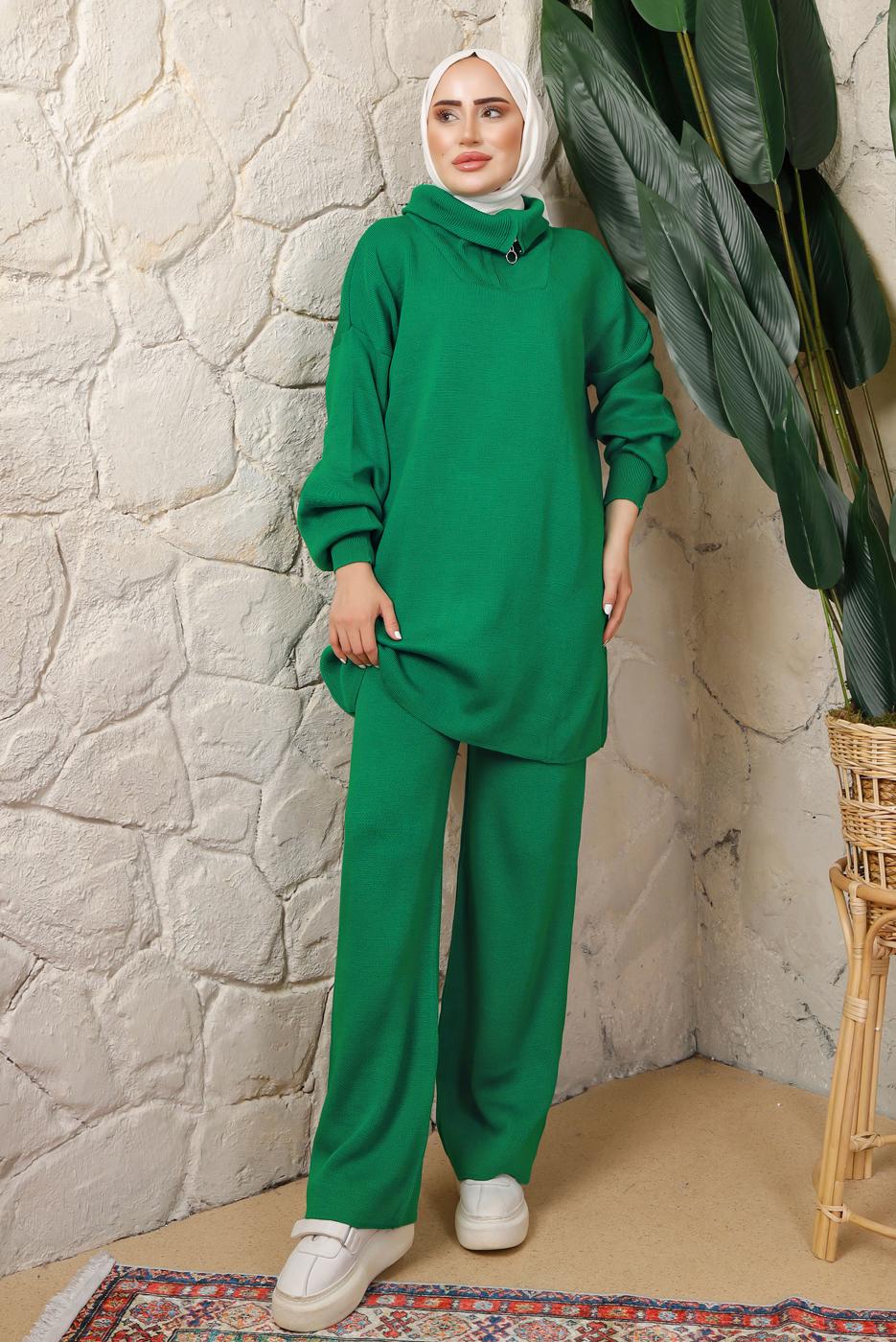 Tesettür giyim YEŞİL FERMUAR YAKA PANTOLONLU TRİKO TAKIM T 4208
