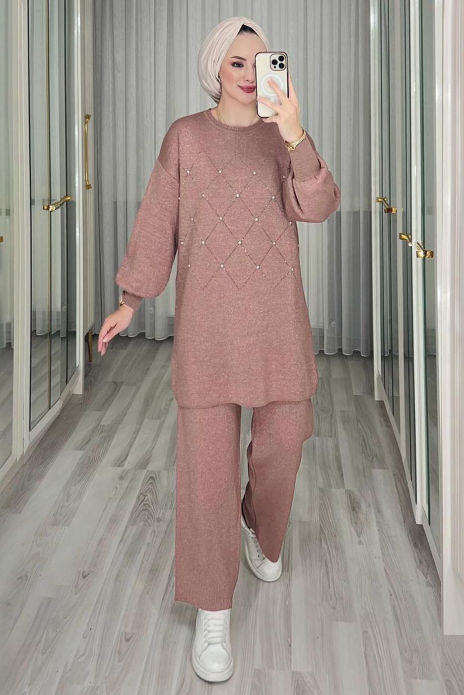 Tesettür giyim PUDRA TAŞ DETAYLI PANTOLONLU TRİKO TAKIM T 44421