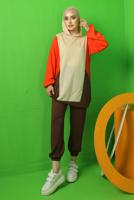 Tesettür giyim TURUNCU RENK BLOKLU KAPÜŞONLU PANTOLONLU TAKIM T 5043