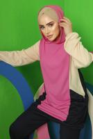 Tesettür giyim FUŞYA RENK BLOKLU KAPÜŞONLU PANTOLONLU TAKIM T 5043