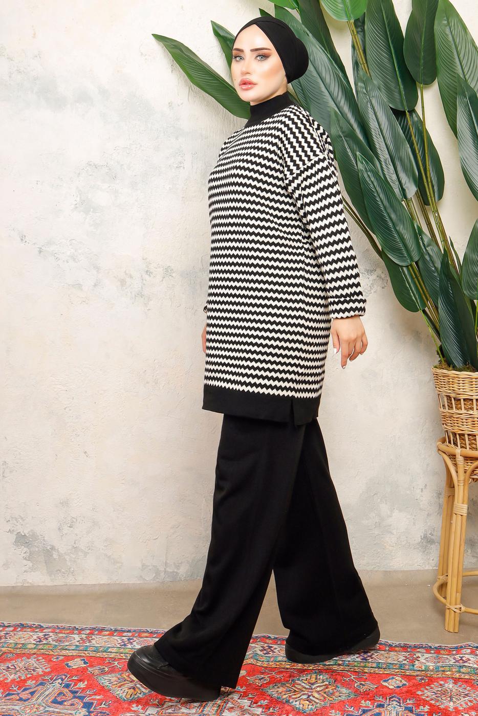 Tesettür giyim SİYAH ZİKZAK DESENLİ BOĞAZLI YAKA PANTOLONLU TAKIM T 5108