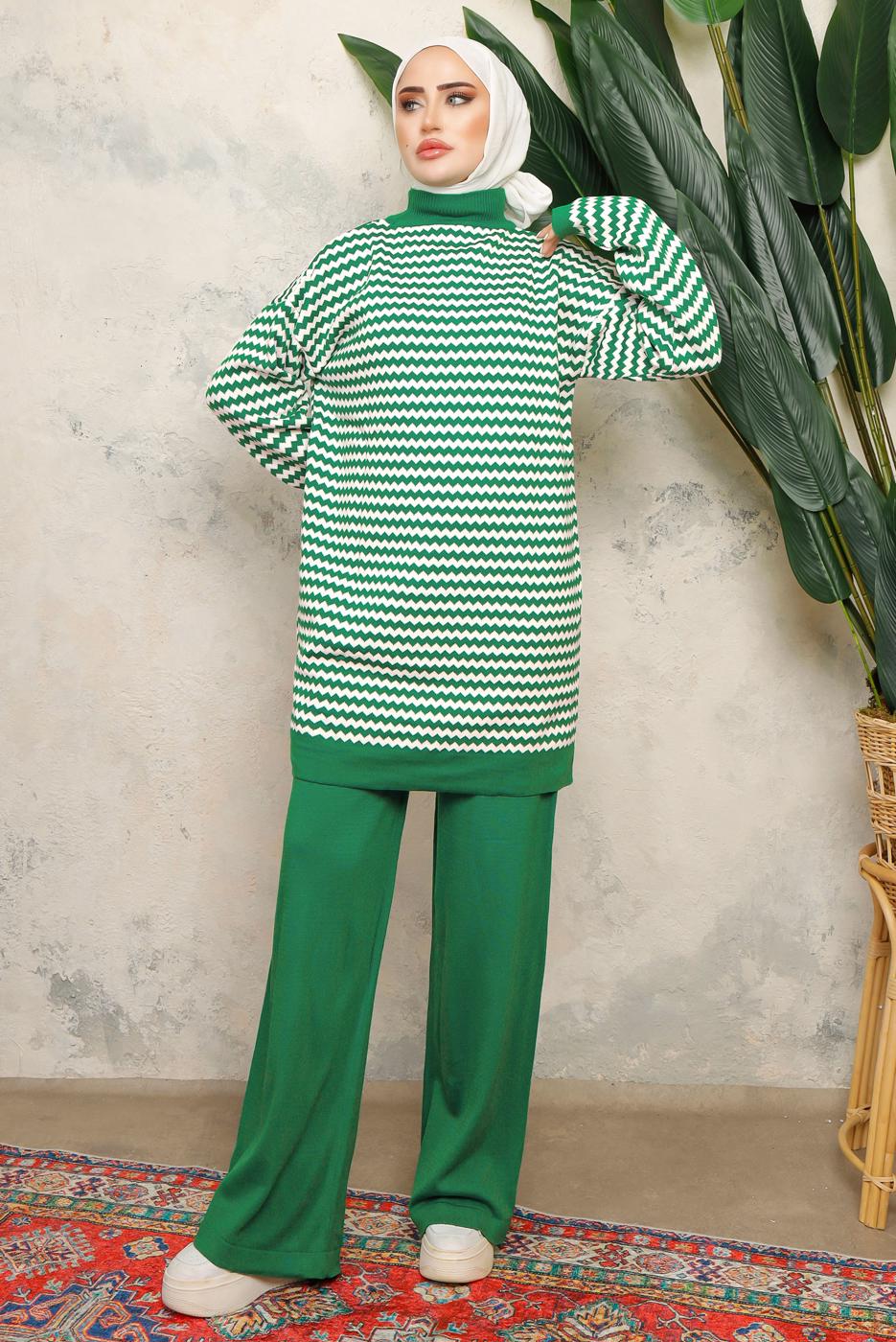 Tesettür giyim YEŞİL ZİKZAK DESENLİ BOĞAZLI YAKA PANTOLONLU TAKIM T 5108