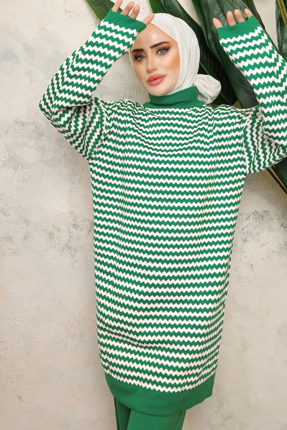 Tesettür giyim YEŞİL ZİKZAK DESENLİ BOĞAZLI YAKA PANTOLONLU TAKIM T 5108