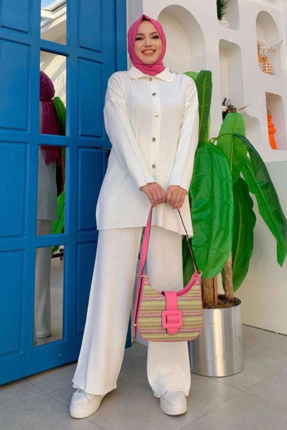 Tesettür giyim EKRU PANTOLONLU TRİKO TAKIM T 54222