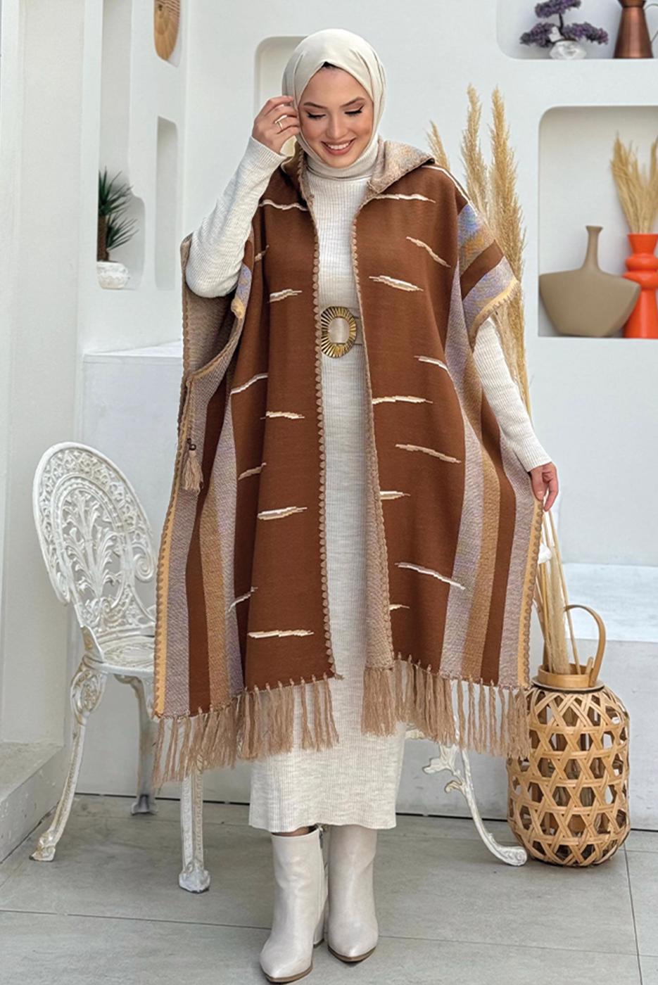 Hijab clothing TABA HOODED KNITWEAR PONCHO T 6061