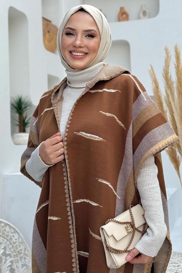 HOODED KNITWEAR PONCHO | TRENDTESETTÜR