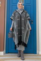 Tesettür giyim GRİ KAPÜŞONLU TRİKO PANÇO T 6061