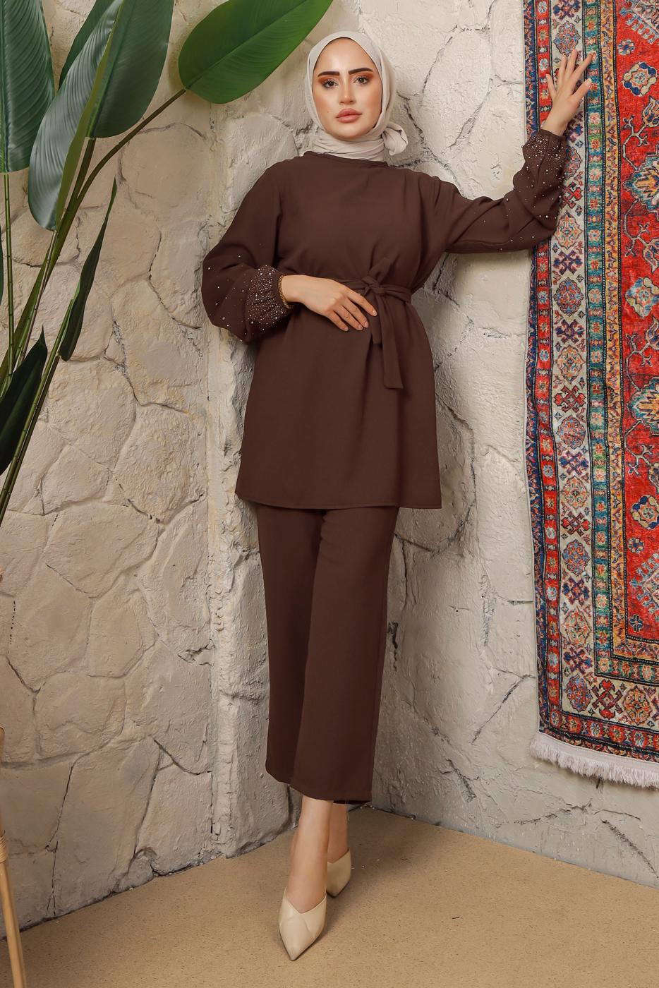 Tesettür giyim KAHVE KOLU TAŞ BASKILI KUŞAKLI PANTOLONLU TAKIM T 6243