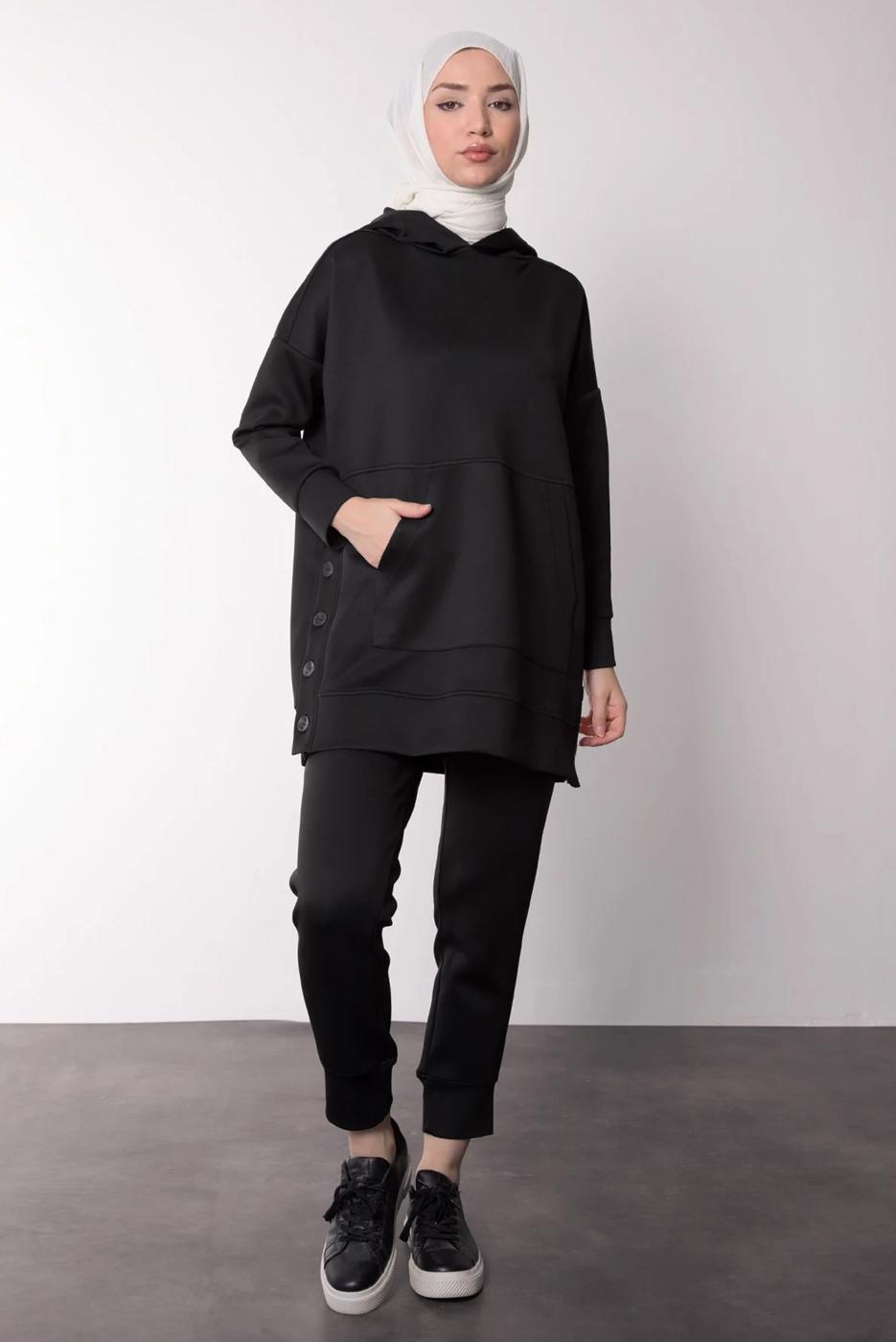 Tesettür giyim SİYAH KAPÜŞONLU SCUBA PANTOLONLU TAKIM T 6605