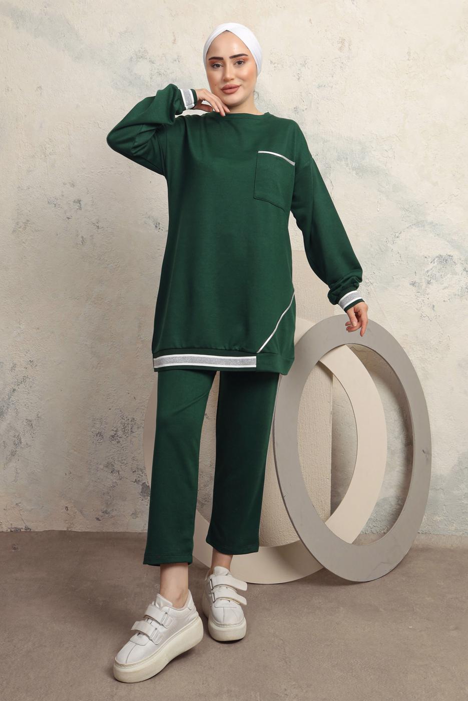 Tesettür giyim YEŞİL MANŞETLERİ LASTİKLİ PANTOLONLU EŞOFMAN TAKIM T 7043