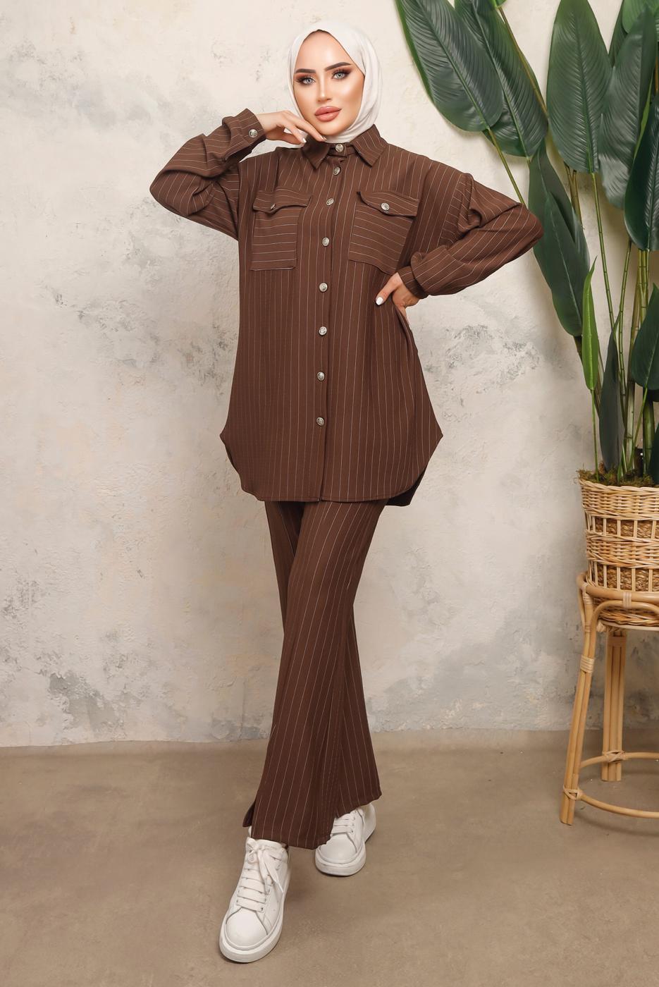 Tesettür giyim KAHVE ÇİZGİLİ DÜĞMELİ PANTOLONLU TAKIM T 7443