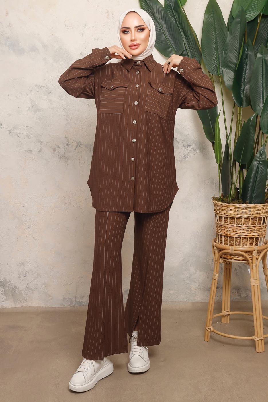 Tesettür giyim KAHVE ÇİZGİLİ DÜĞMELİ PANTOLONLU TAKIM T 7443