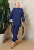 Tesettür giyim LACİVERT BROŞ DETAYLI PANTOLONLU TAKIM T 7543