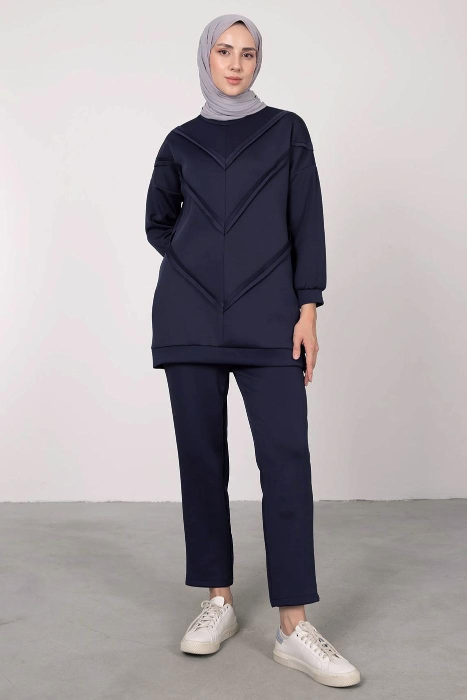 Tesettür giyim LACİVERT SCUBA PANTOLONLU TAKIM T 7605