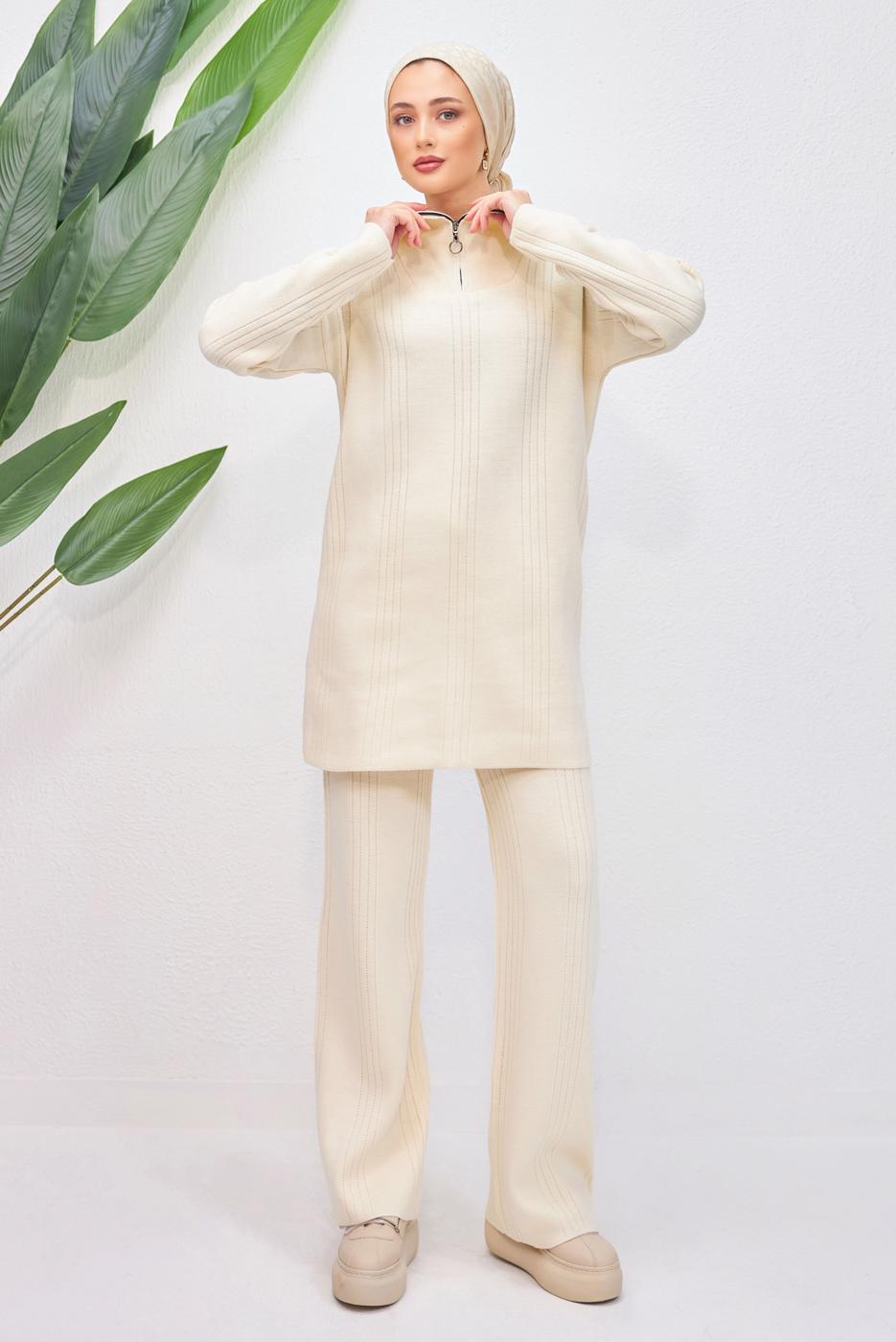 Tesettür giyim EKRU PANTOLONLU TRİKO TAKIM T 7708