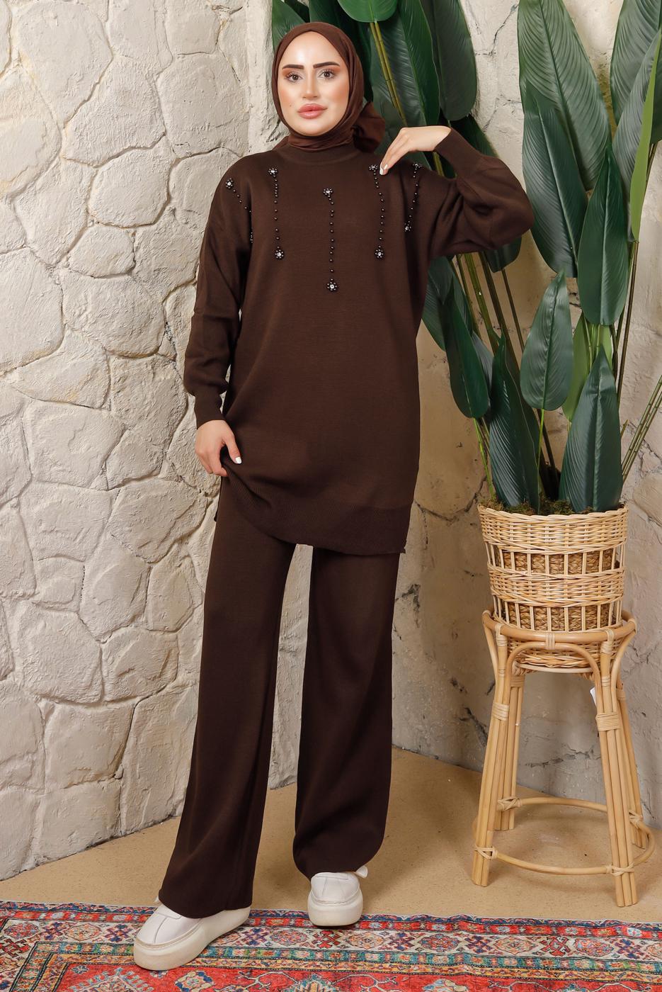 Tesettür giyim KAHVE BONCUK BASKILI PANTOLONLU TRİKO TAKIM T 9408	